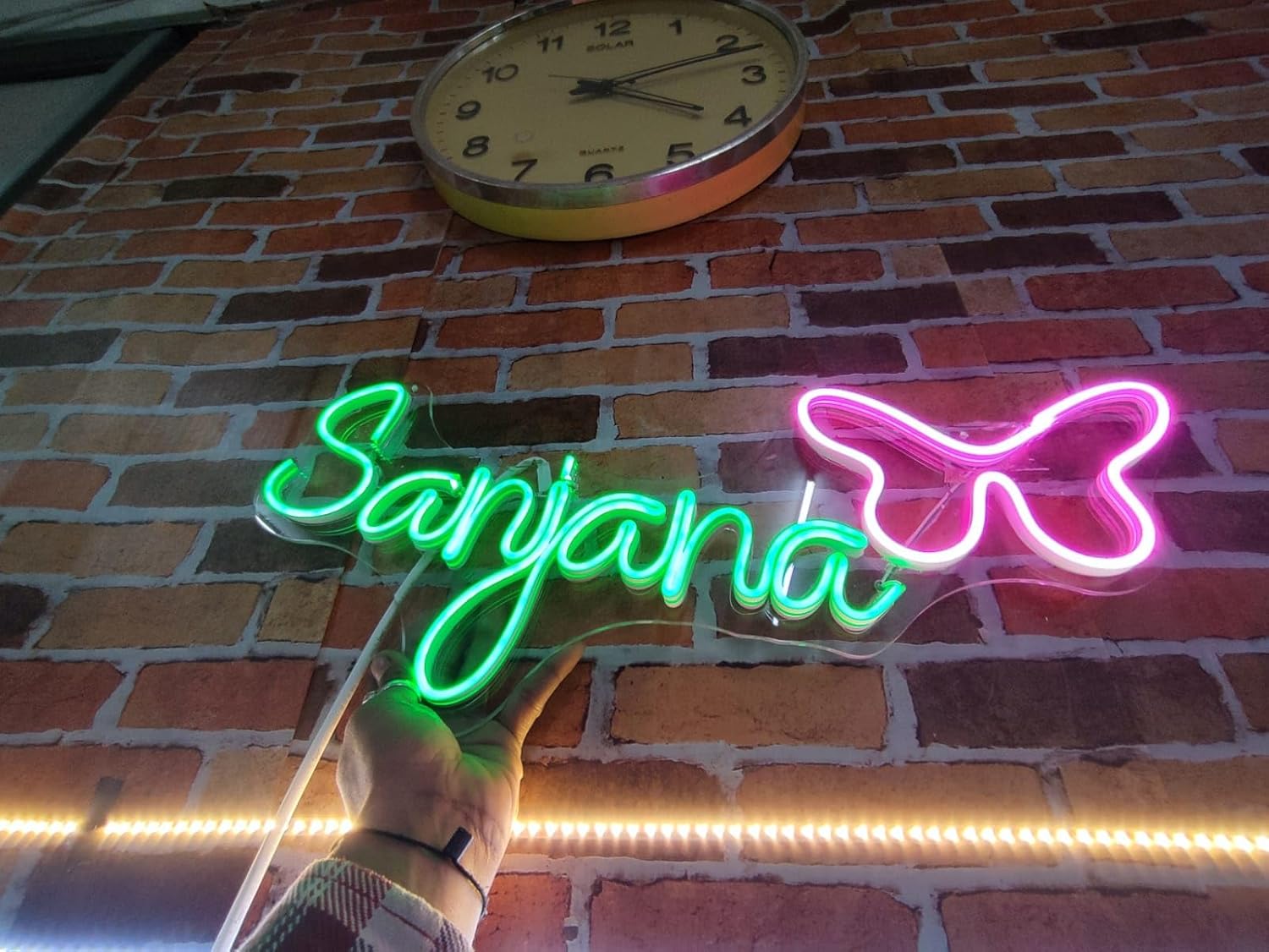 neon light with name