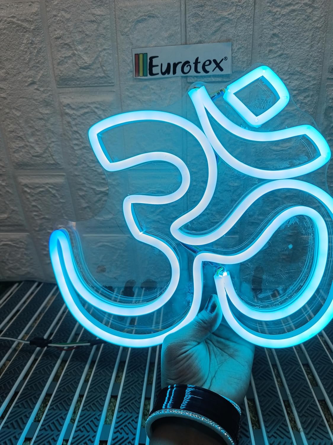 custom made neon signs