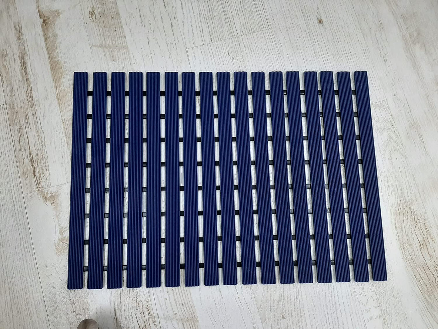 anti skid shower mat